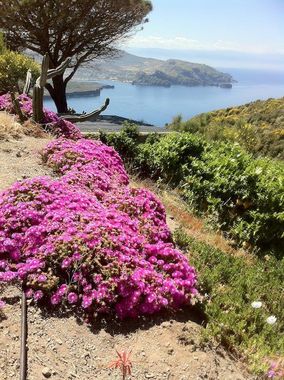 Appartement Casa U' Cucunciu à Lipari  Extérieur photo